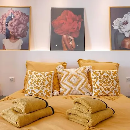 Luxury With Balcony On Famous Rue D'antibes! - Kiss By Halldis *